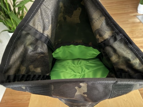 Oveja Negra Roll-Top Portero bag backpack dark camo EXCELLENT $165 - Picture 7 of 7