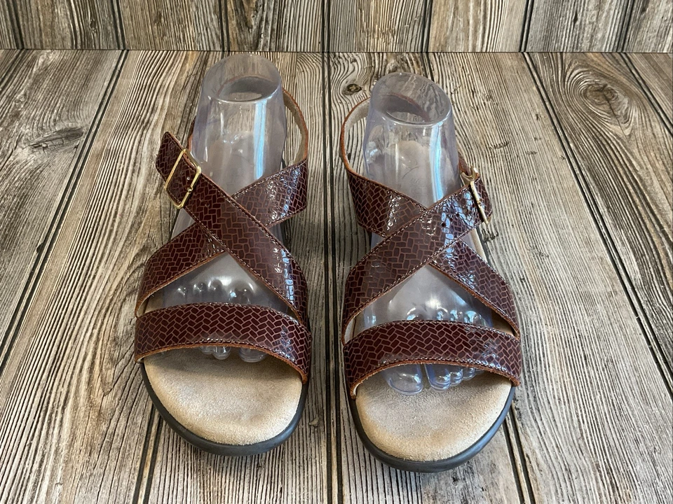 SAS Flat Womens Laguna Brown Comfort Walking Adjustable Buckle Sandals Size 9.5 - Image 2 of 4