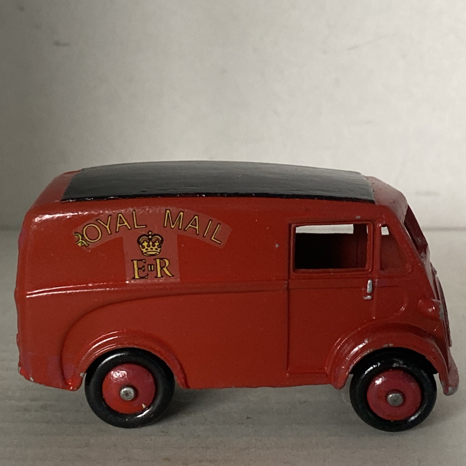 Dinky Meccano 260 Morris J Royal Mail Van - Unboxed - Very Good Condition. thumbnail 3