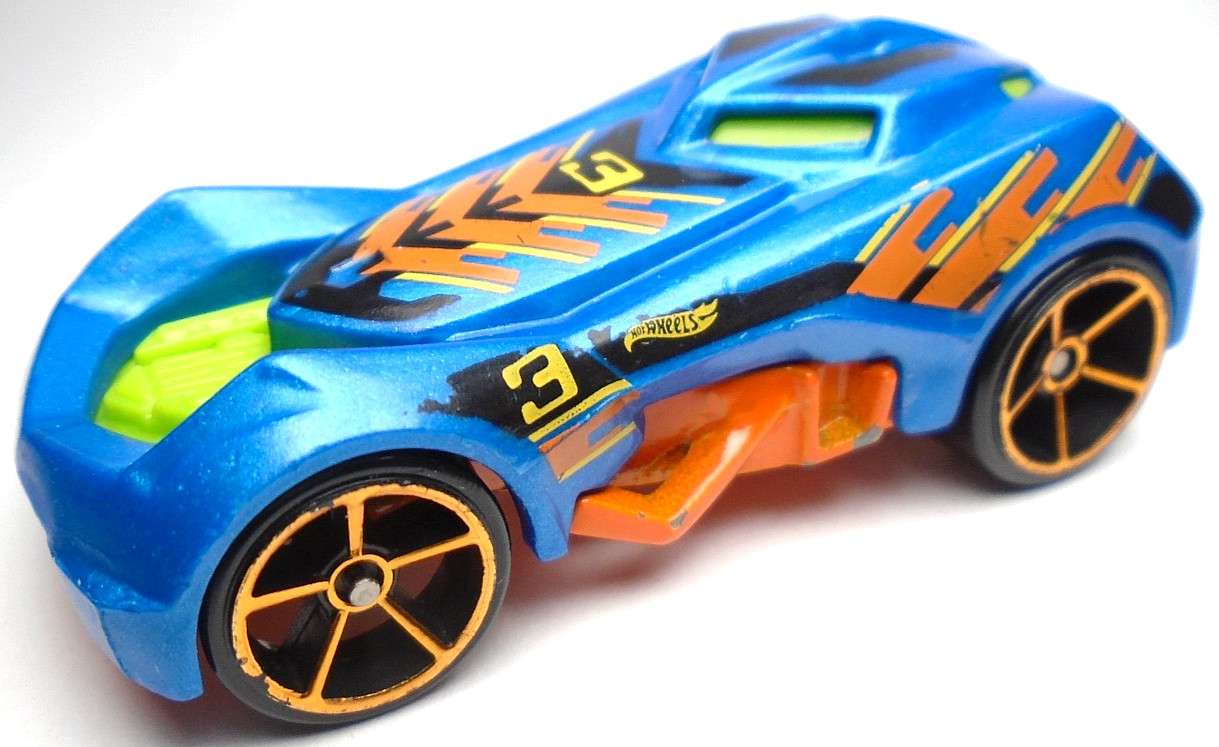 2018 HOT WHEELS RD-03 #3 BLUE 1:64 DIECAST 2 1/2" RACE CAR W/ ORANGE GREEN BLACK