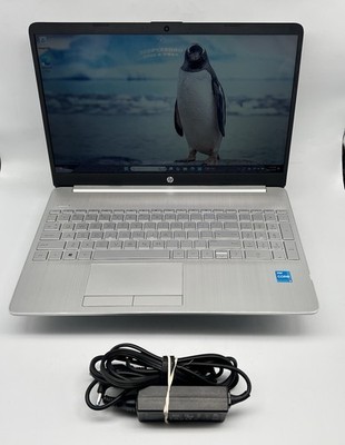 HP  15  Touchscreen Laptop Intel Core i5-1135G7 2.40GHz 8GB 1TB HDD 15-DW3015CL