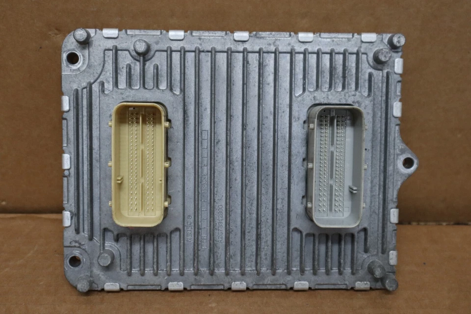 Блок управления компьютером двигателя 3,6 л 2016 Dodge Grand Caravan от оригинального производителя P68243295aa - Изображение 2 из 4