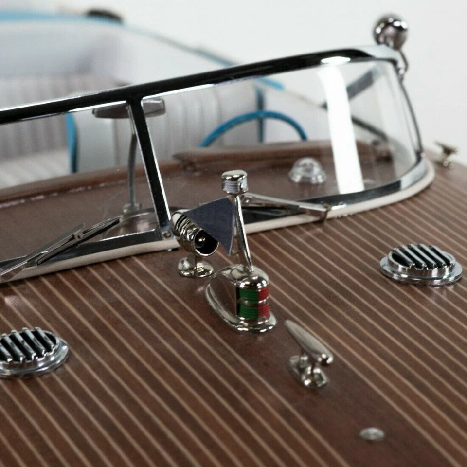 Amati - Motoscafo tipo Acquarama kit 1:10 + kit motorizzazione - Immagine 3 di 4