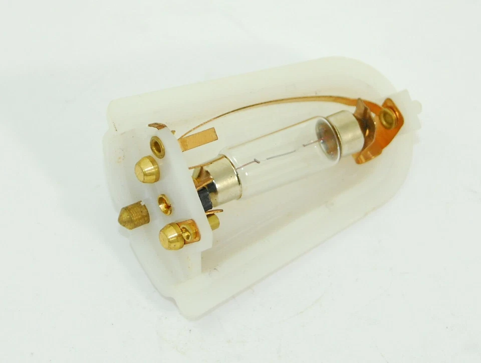 Luz de cúpula interior con bombilla para Volkswagen Tipo 1 Convertible 1968-1979 y Ghia Foto 2 de 2