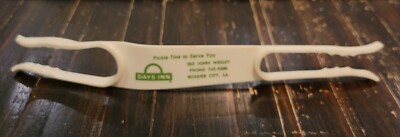 Vintage Advertising Pickle Picker Days Inn Louisiana White Plastic Souvenir 