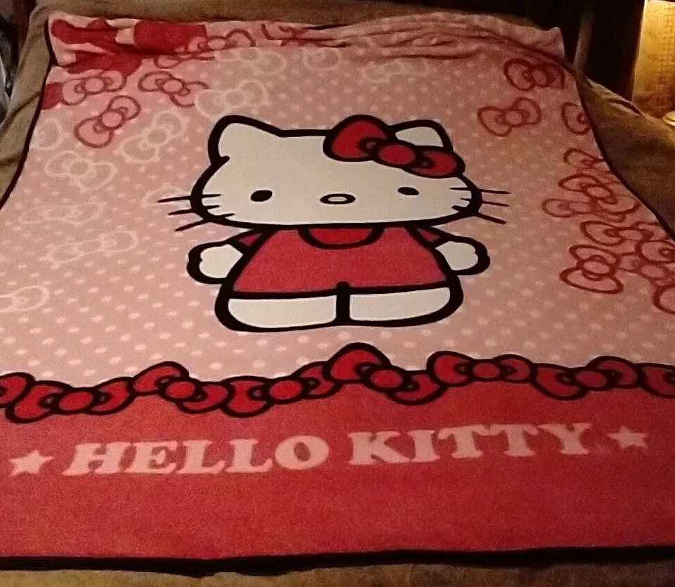 Hello Kitty Sanrio Pink Plush Blanket White Polka Dots Black Binding 84" X 61.5" - Image 2 of 4