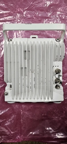 Ceragon IP-20C-HP-11W-500-1W6-L-ESS 11G MW ODU w/ 01W06 Diplexer