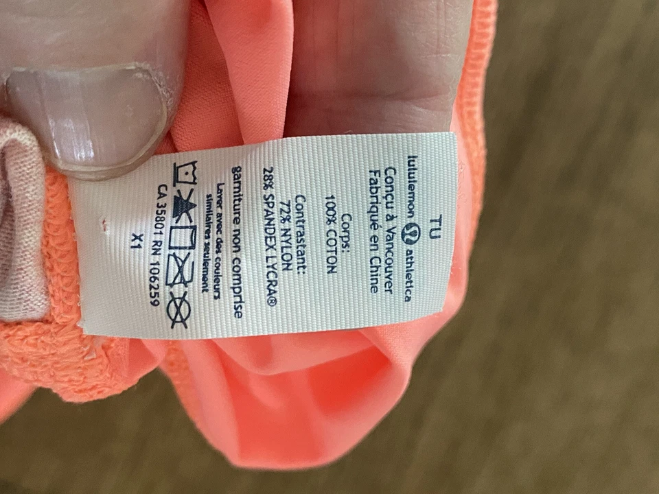 Toalla bufanda refrescante Lululemon con corbatas de bolsillo coral neón talla 43 pulgadas atlética Foto 4 de 4