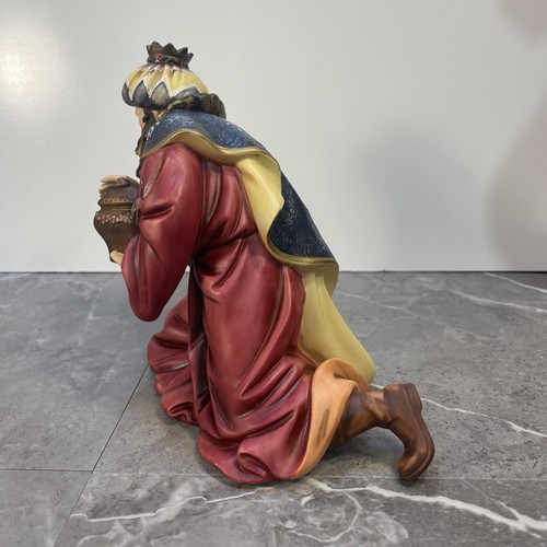 2002 Grandeur Noel Collectors Edition Nativity Replacement - Wiseman Kneeling 7" - Picture 5 of 8