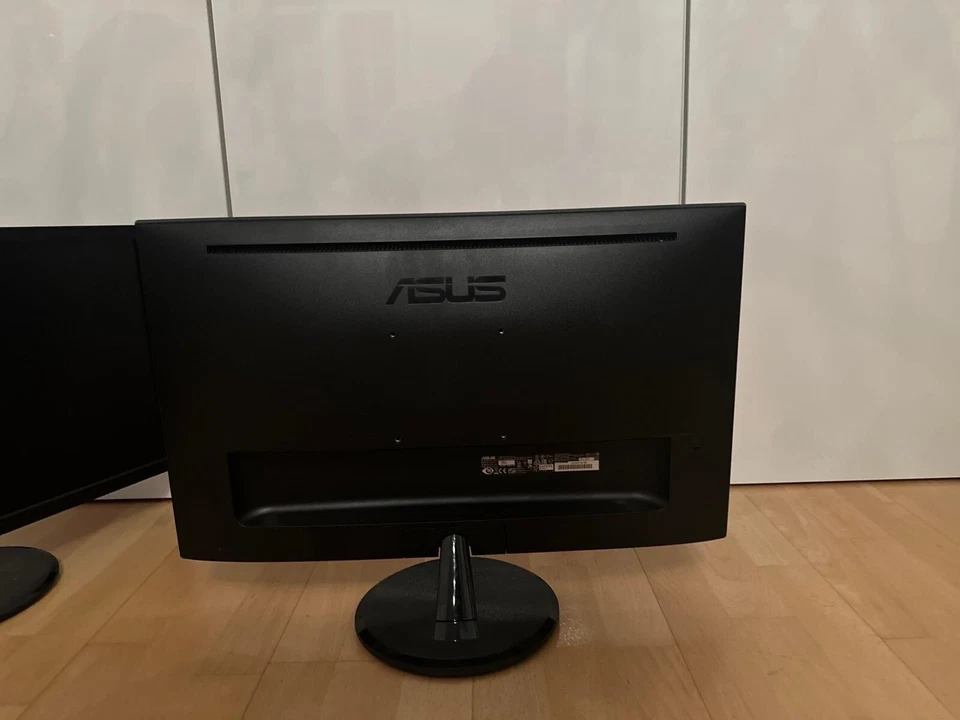 ASUS VG245H 24 Zoll Full HD TN - Schwarz - Bild 2 von 3