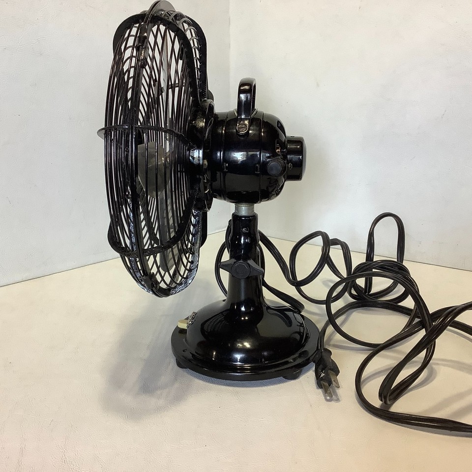 Vtg Industrial Cinni Metal Electric Mid-Century Desk Fan Non ...