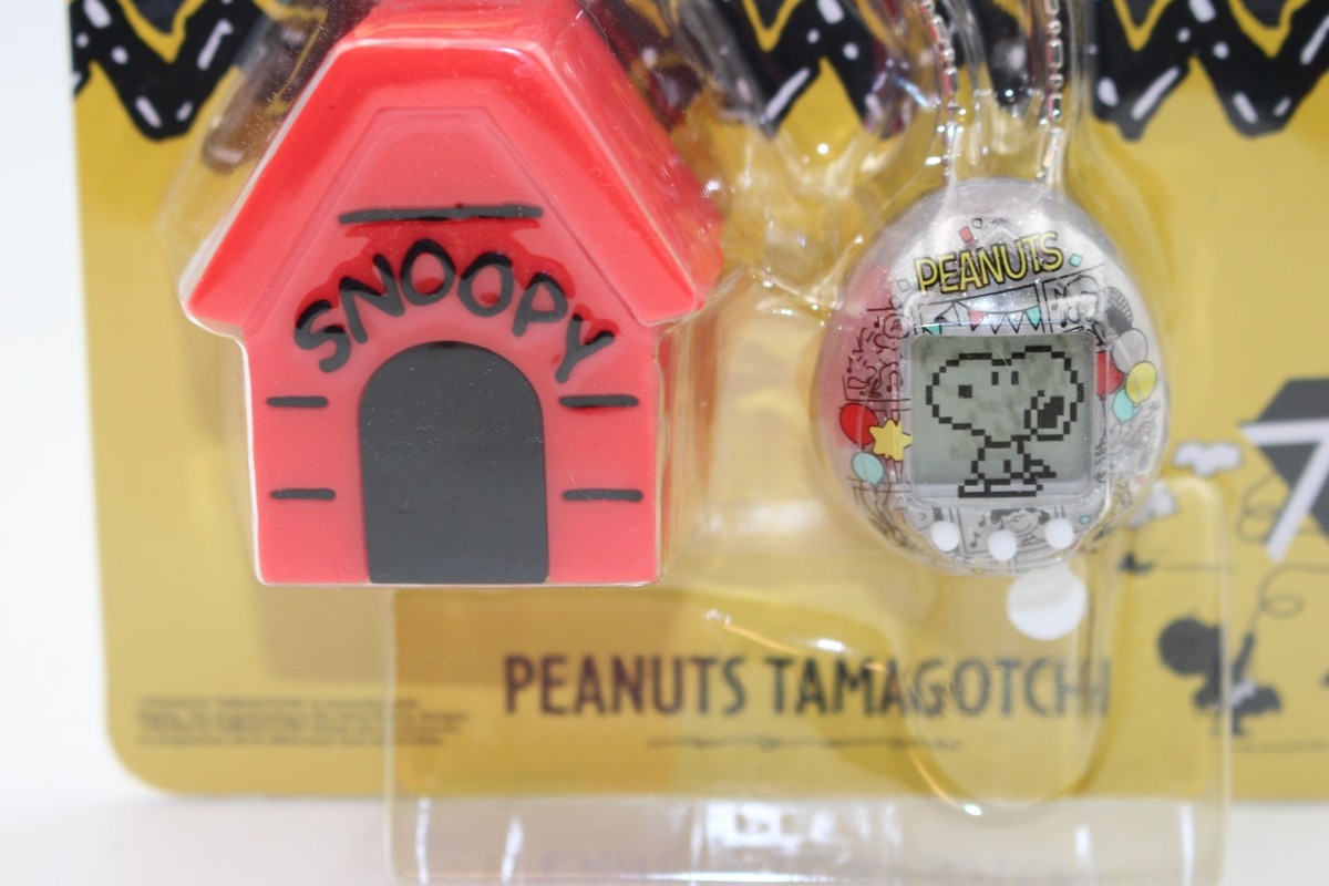 SDCC 2025 Original Tamagotchi Peanuts Snoopy 75 Years Bandai Namco