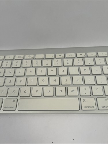 Apple A1255 Magic Wireless Bluetooth Keyboard Tested Works - Picture 3 of 10