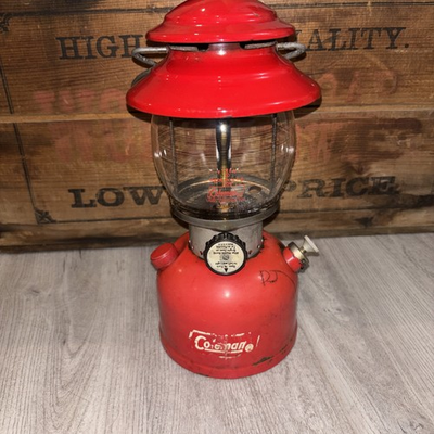 #ad Vintage 1974 Coleman 200A Red Single Mantle Camping Lantern Complete PYREX Globe $68.00