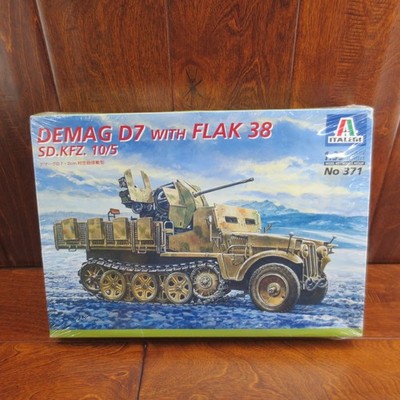 Italeri Model Demag D7' with Flak 38 Sd.Kfz 10/5 Tank 1/35 #371 Sealed