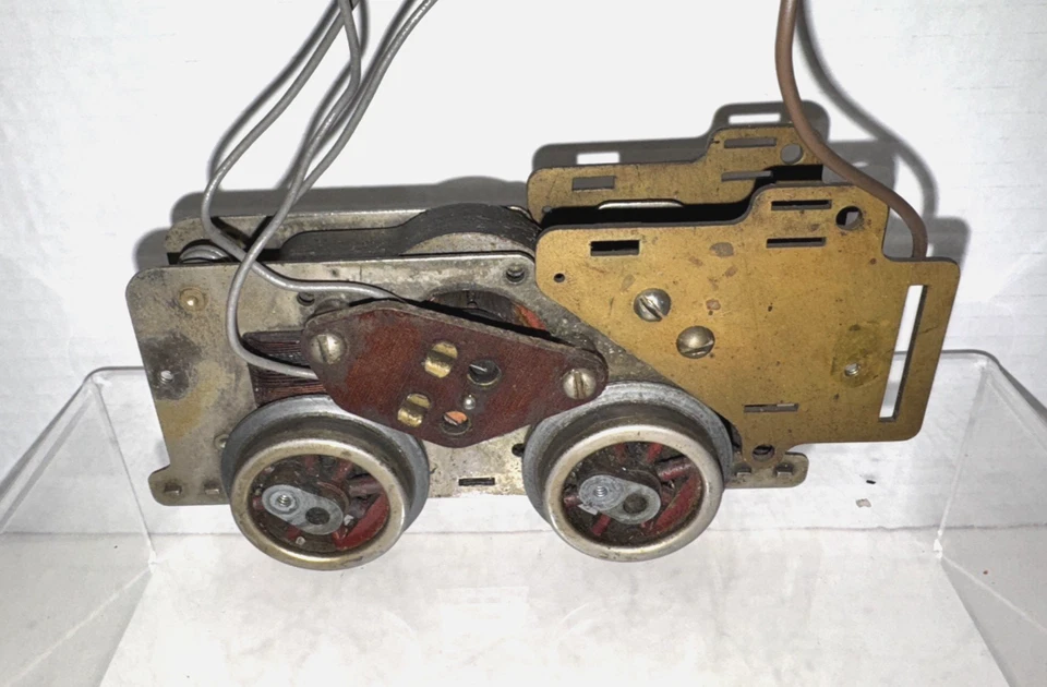 LIONEL PREWAR O-GAUGE 260E MOTOR  - RUNNING FINE - Image 2 of 4