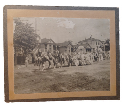 Cabinet Card Photo Parade Floats, Horses, Houses & People Sacramento Ca JRR30