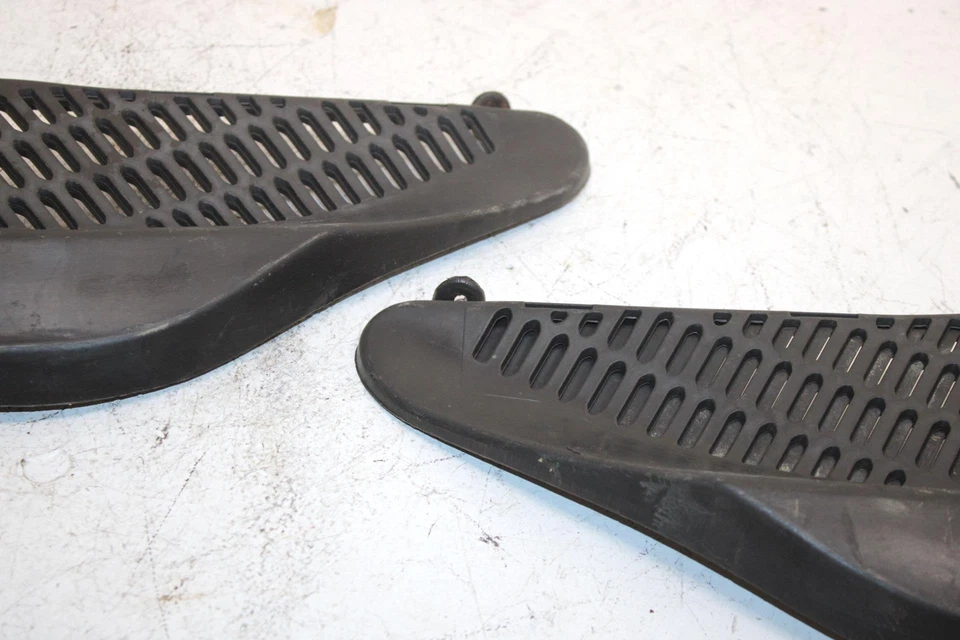 02 Juego de parrilla intermedia Ski-doo Grand Touring 500 OEM 517302031 SS24 Foto 3 de 4