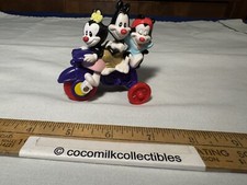 Vintage 1993 Warner Brothers Animaniacs Yakko Wakko Dot McDonalds Happy Meal Toy