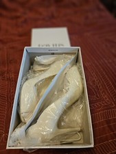 Lace ivory/cream heels size 8