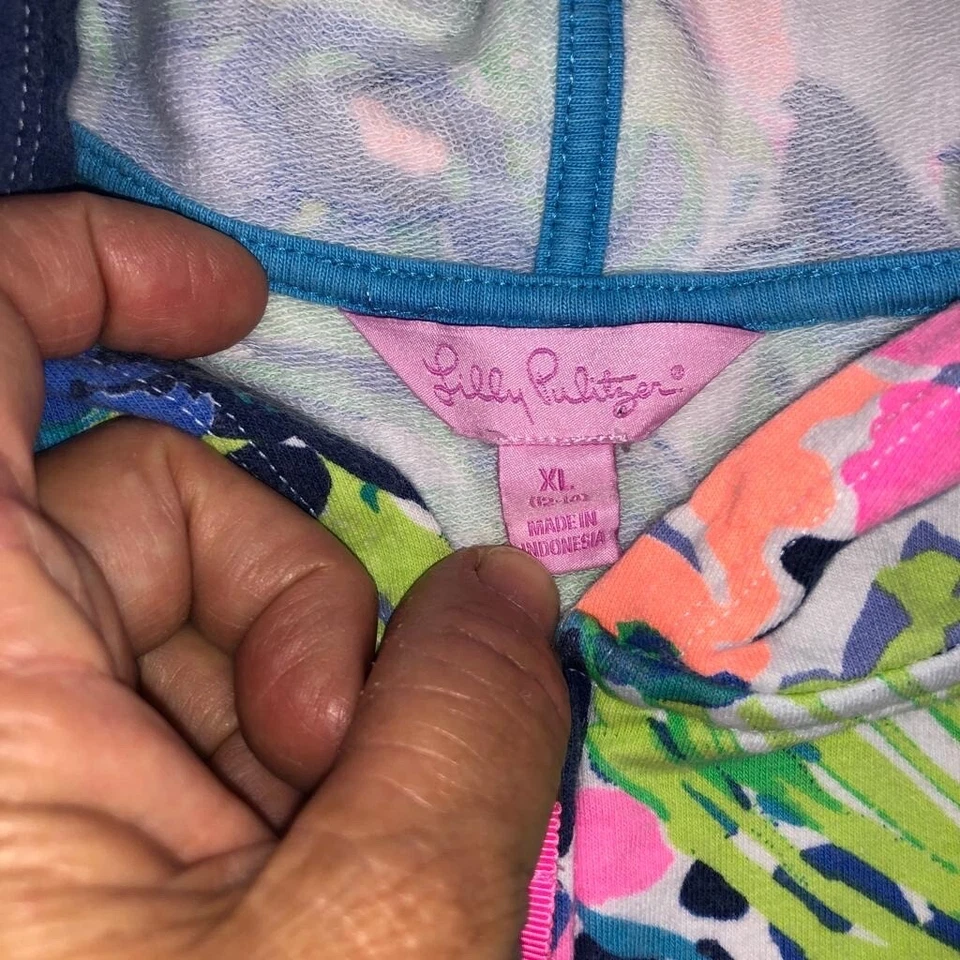 Пончо Lilly Pulitzer XL 12-14 Ashleey Cover Up Purrfect с капюшоном для девочек на молнии - Изображение 3 из 4