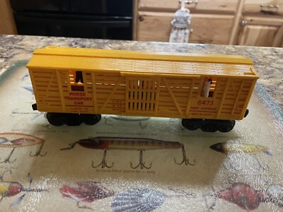 Lionel #6473 O Gauge Yellow Fast Express Horse Transport Car