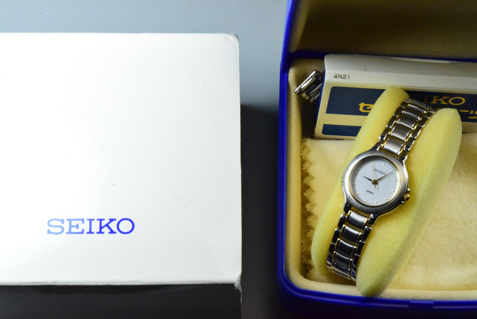 and Watch Paper JDM 4N21 Lady Vintage Lucent With Quartz Japan 0370 Seiko Box - vintagewatches.pk