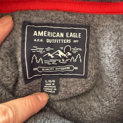 Men’s American Eagle Outfitters Size Large Gray/Blue/Red Poly 1/4 Snap Pullover - Picture 7 of 9
