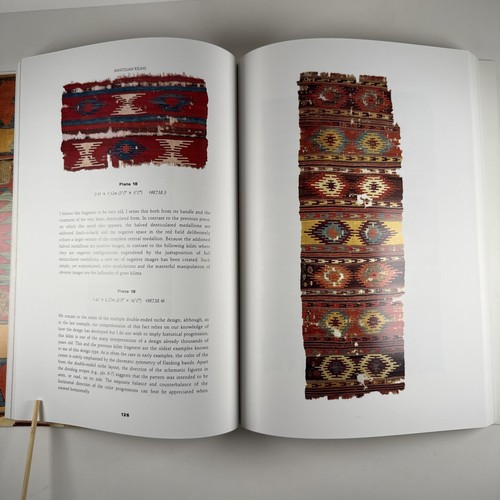 Anatolian Kilims Caroline & H. McCoy Jones Collection 1991 rugs textile art PB - Picture 5 of 6