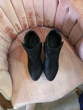 Women's Size 8 TOP MODA  Botties