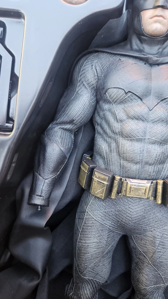 Hot Toys BVS Dawn of Justice Batman Francotirador Riffle Tech Capucha MMS342 Foto 3 de 4