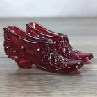 2 VTG L.G.Wright Red Ruby Daisy & Button Victorian Glass Slipper/Shoe 3-1/2"