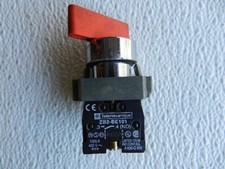 Schneider RED SELECTOR SWITCH And Contact Block ZB2-BE101