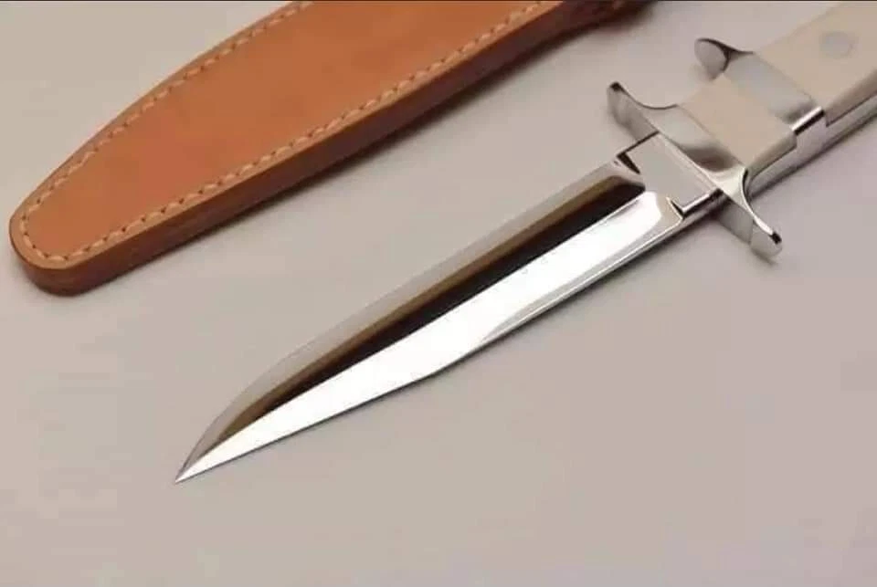 Handmade High Carbon Steel Bone Handle Best Camping Knife With Leather Sheath - Image 3 of 3