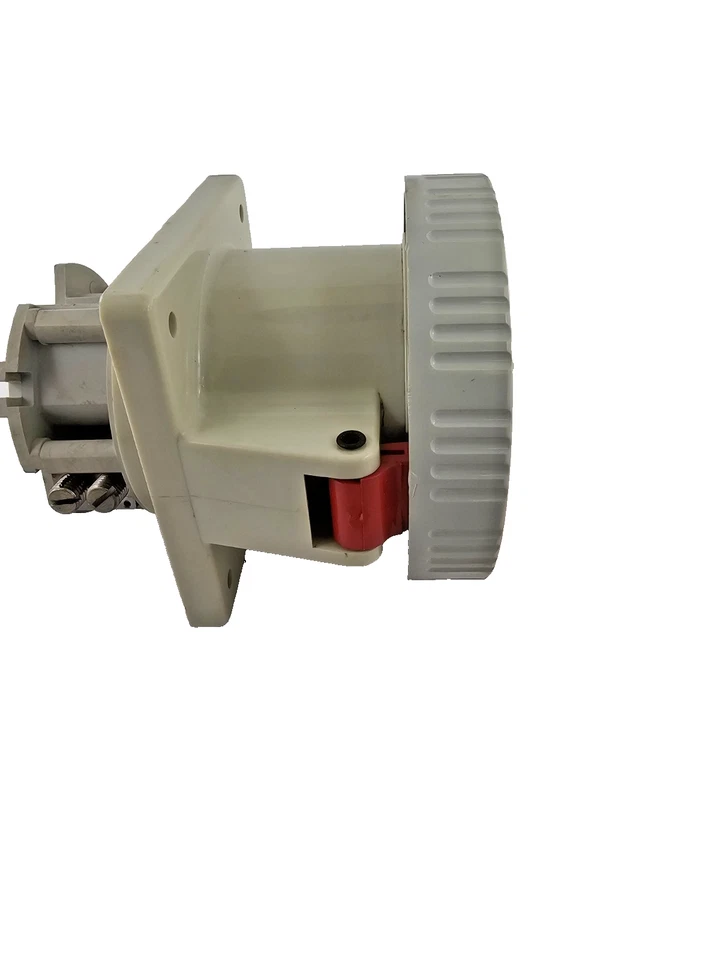 4100R7W -  100AMP WATERTIGHT PIN AND SLEEVE RECEPTACLE - Image 4 of 4