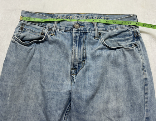 Pantalones de mezclilla American Eagle para hombre 32x32 (30) corte bota desteñido lavado claro desgastados - Imagen 7 de 16