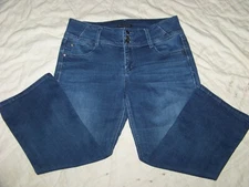 Women's Signature Studio Cropped Jeans - Size 12
