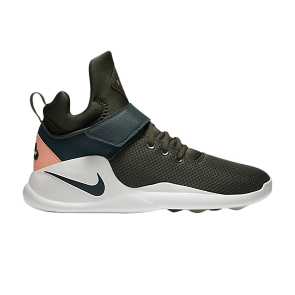 nike kwazi green training shoes