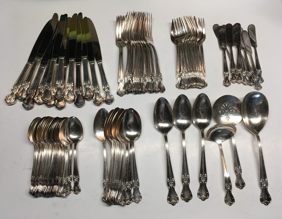 88pc International Signature Silverplate Old Company Plate