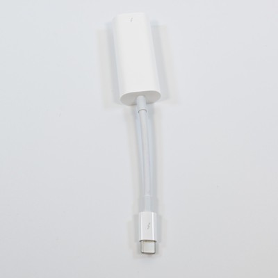 Apple A1790 Thunderbolt 3 auf USB-C Adapter Model EMC 3062