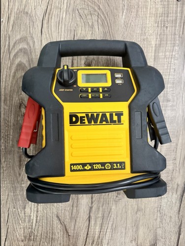MA3 DEWALT DXAEJ14 1400 Peak Amp Portable Car Jump Starter w/ Digital Compressor