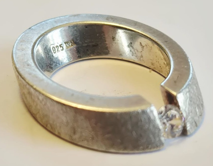 B0812 - Solid 925 Silver Ring - Clear Stone - Fro… - image 2