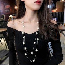 Collana donna elegante lunga di perle con design unico e materiale in lega