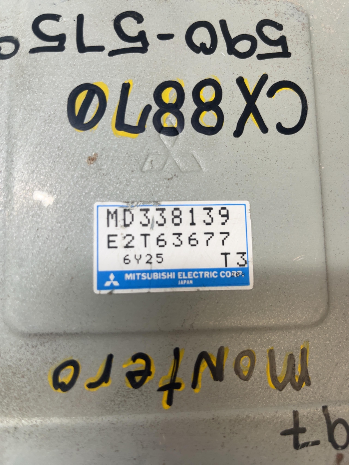 Genuine Mitsubishi Montero Sport ECM MD349089 for sale online | eBay