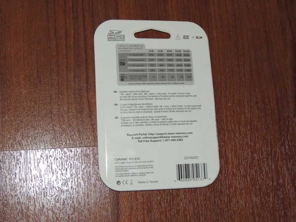 New - Dane-Elec 8GB SDHC Memory Card Class 4 - 2274V221 - 660685051379 - Image 2 of 2