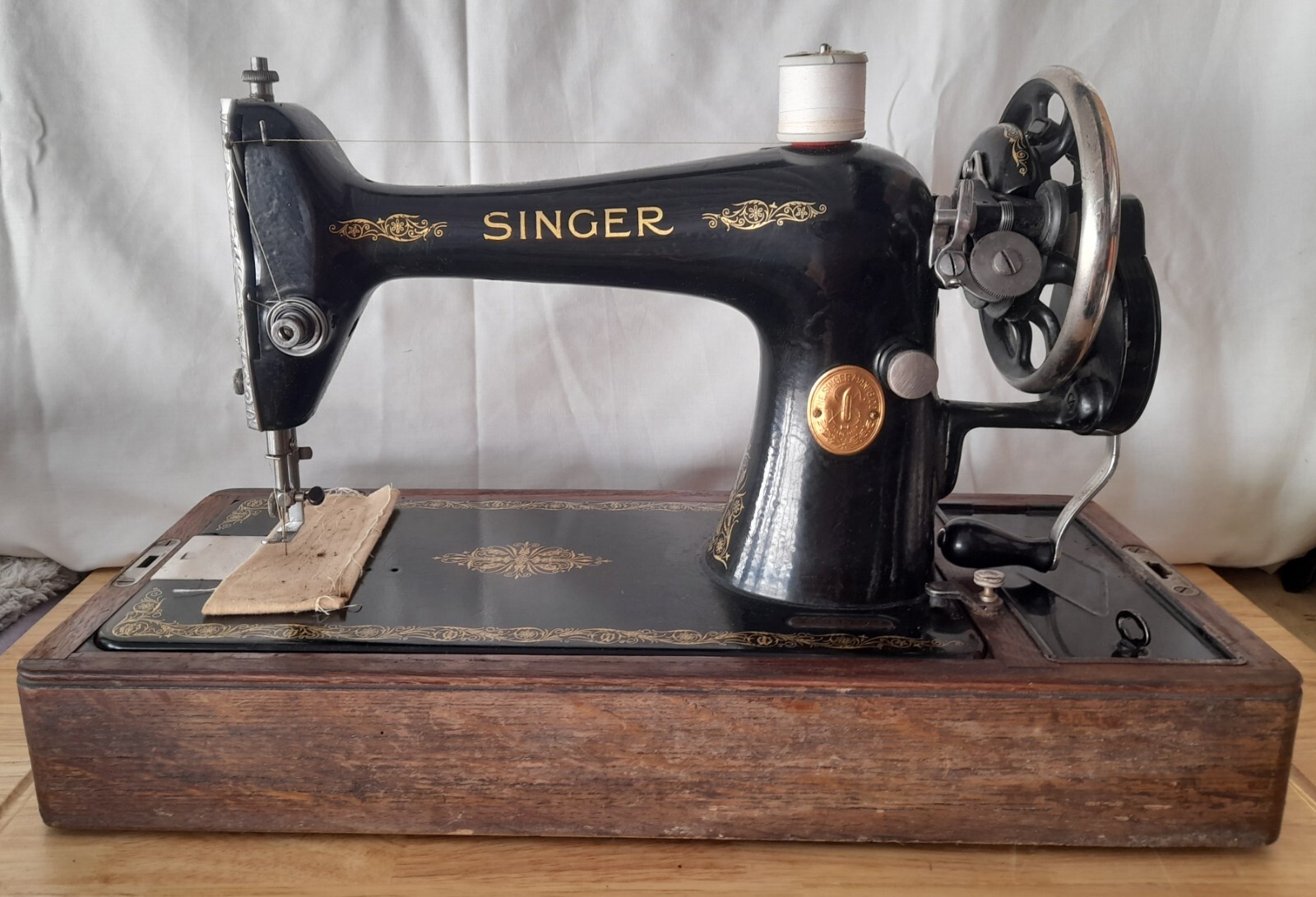 Antique Singer Sewing Machine No 66 1930 eBay