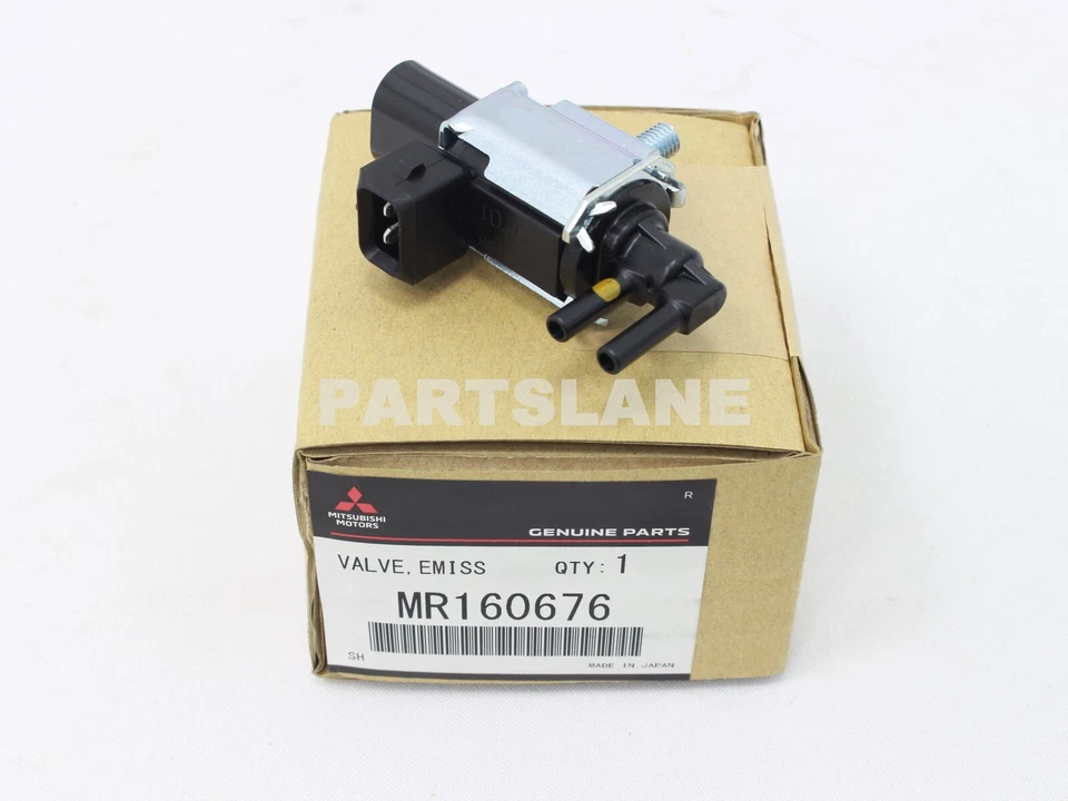 Electroválvula de emisión genuina Mitsubishi Montero Outlander OEM MR160676 Foto 2 de 2