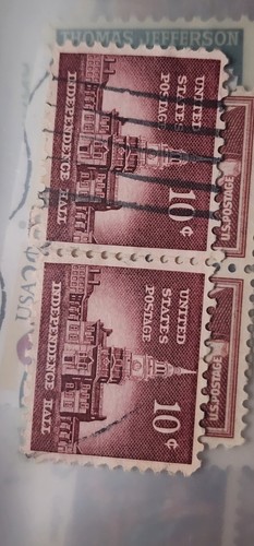 US Stamp Scott# 1044 1956 10c Independence Hall Used Pair -#B243 - Picture 2 of 2