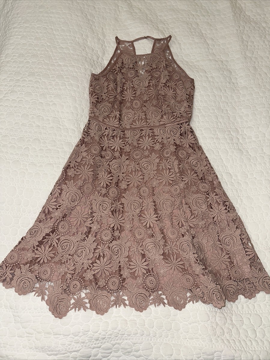 WHITE HOUSE BLACK MARKET LACE FIT AND FLARE DRESS SIZE 2 | eBay