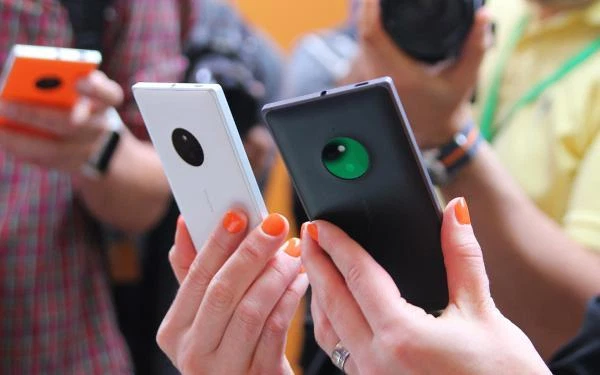 Nokia Lumia 830 Original 4G LTE Wifi GPS Radio Unlocked 5" 16GB 10MP Bluetooth - Image 3 of 4